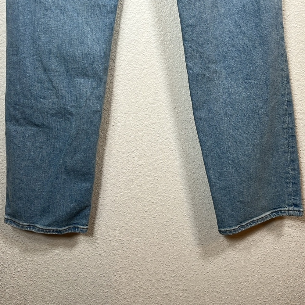 Madewell The Perfect Vintage Straight Jeans in Danby Wash Knee Rip Edition S24 - Picture 9 of 10